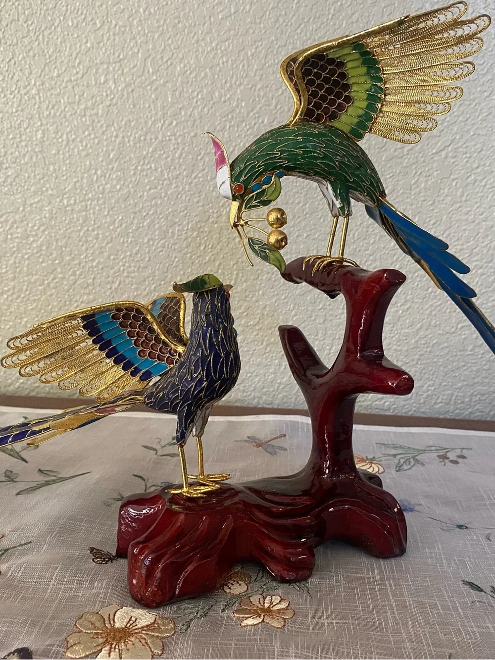 Vtg Cloissonne Multicolor W/ Gold Accent Filigree Birds Sculpture. Handcrafted